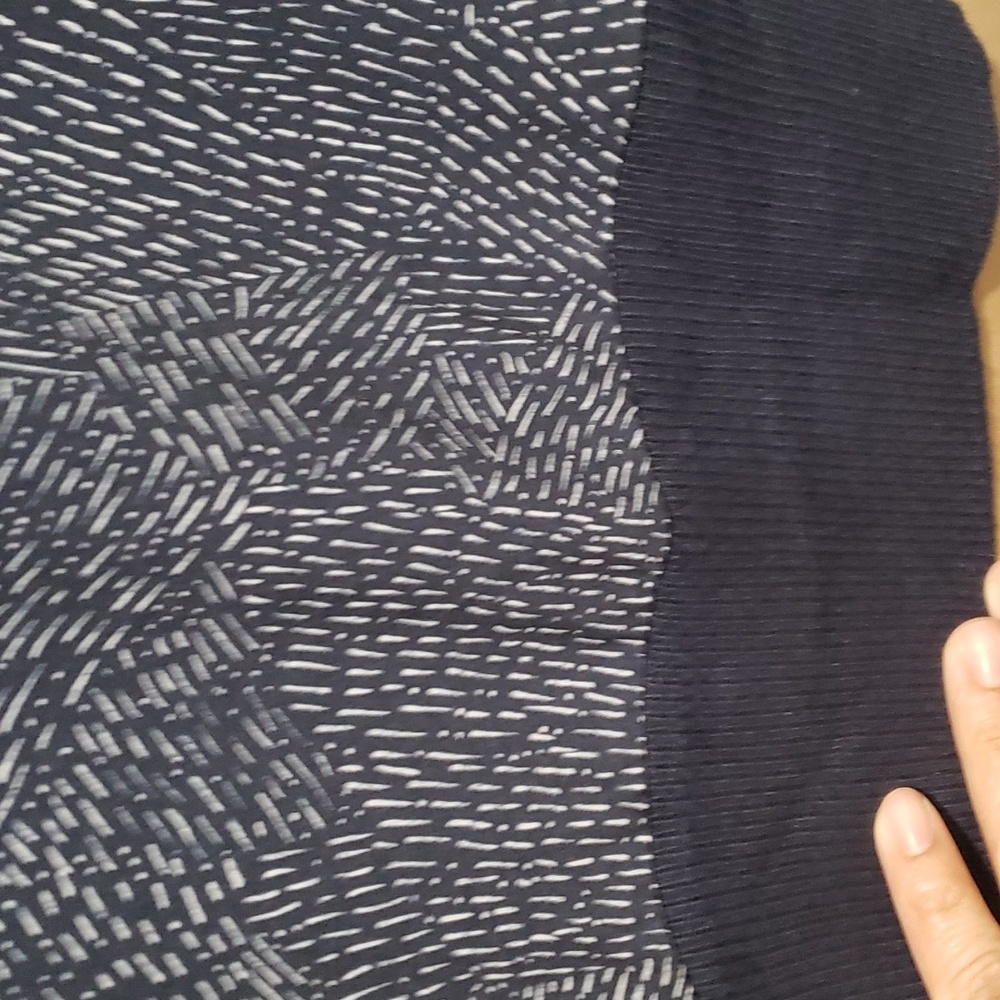 Athleta Top - Picture 4 of 6